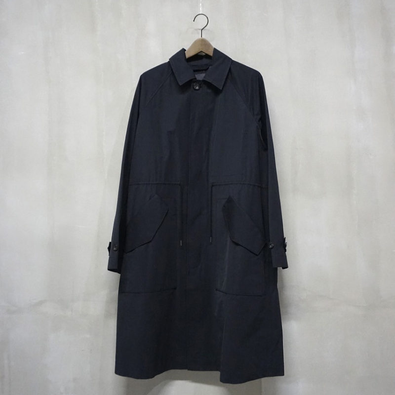 Smooth Stain Collar Coat